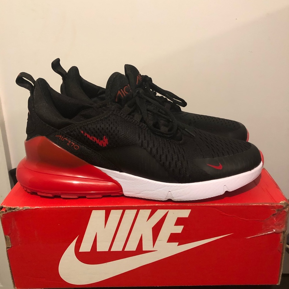 Running shoes Air Max style